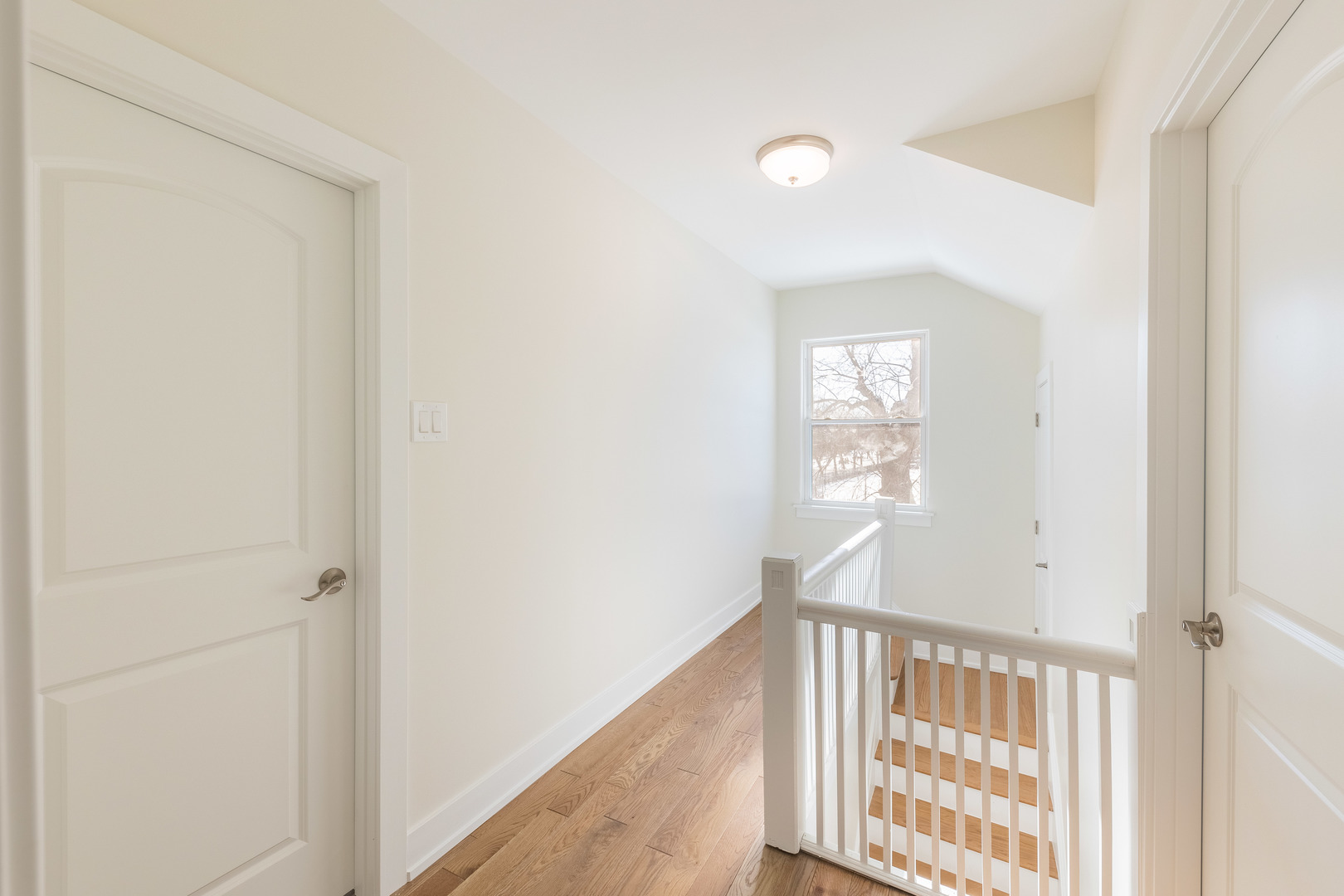 9160 South Hamilton Avenue Chicago, IL 60643 - Photo 33 of 53 a view of a hallway with wooden floor and entryway