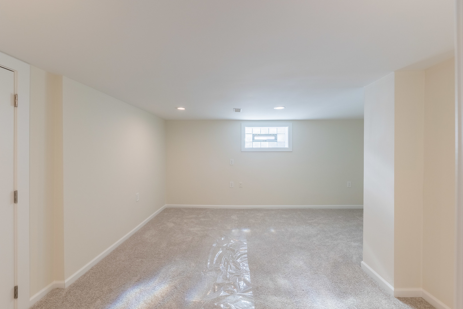 9160 South Hamilton Avenue Chicago, IL 60643 - Photo 40 of 53 a view of an empty room