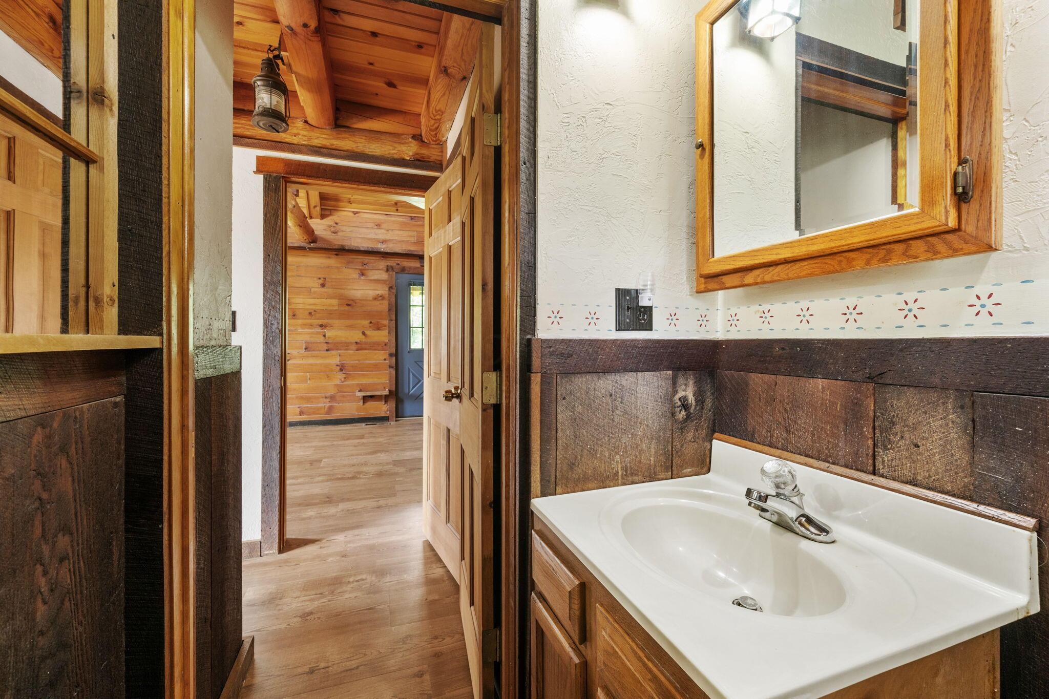 9168 Bremen Road Logan, OH 43138 - Photo 24 of 83 First Floor Full Bathroom