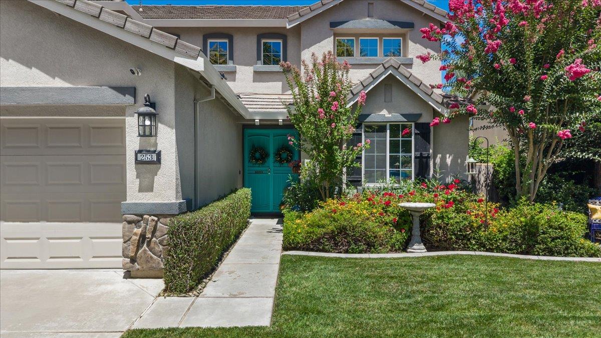 253 Shasta Avenue Ripon, CA 95366 - Photo 7 of 79 Gallery Image 7