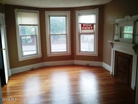 $1,000 | 19 120th Street, Unit 2, Troy, NY 12182