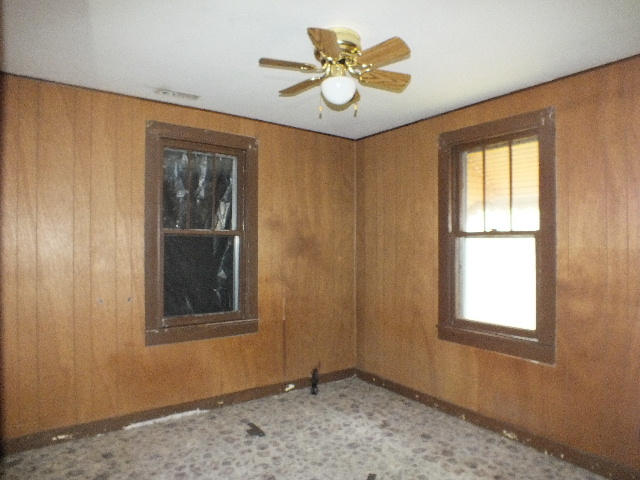 536 Baumgartner Road Harriman, TN 37748 - Photo 11 of 18 2014_0428BAUMGARTNE-3-UPDATED0014
