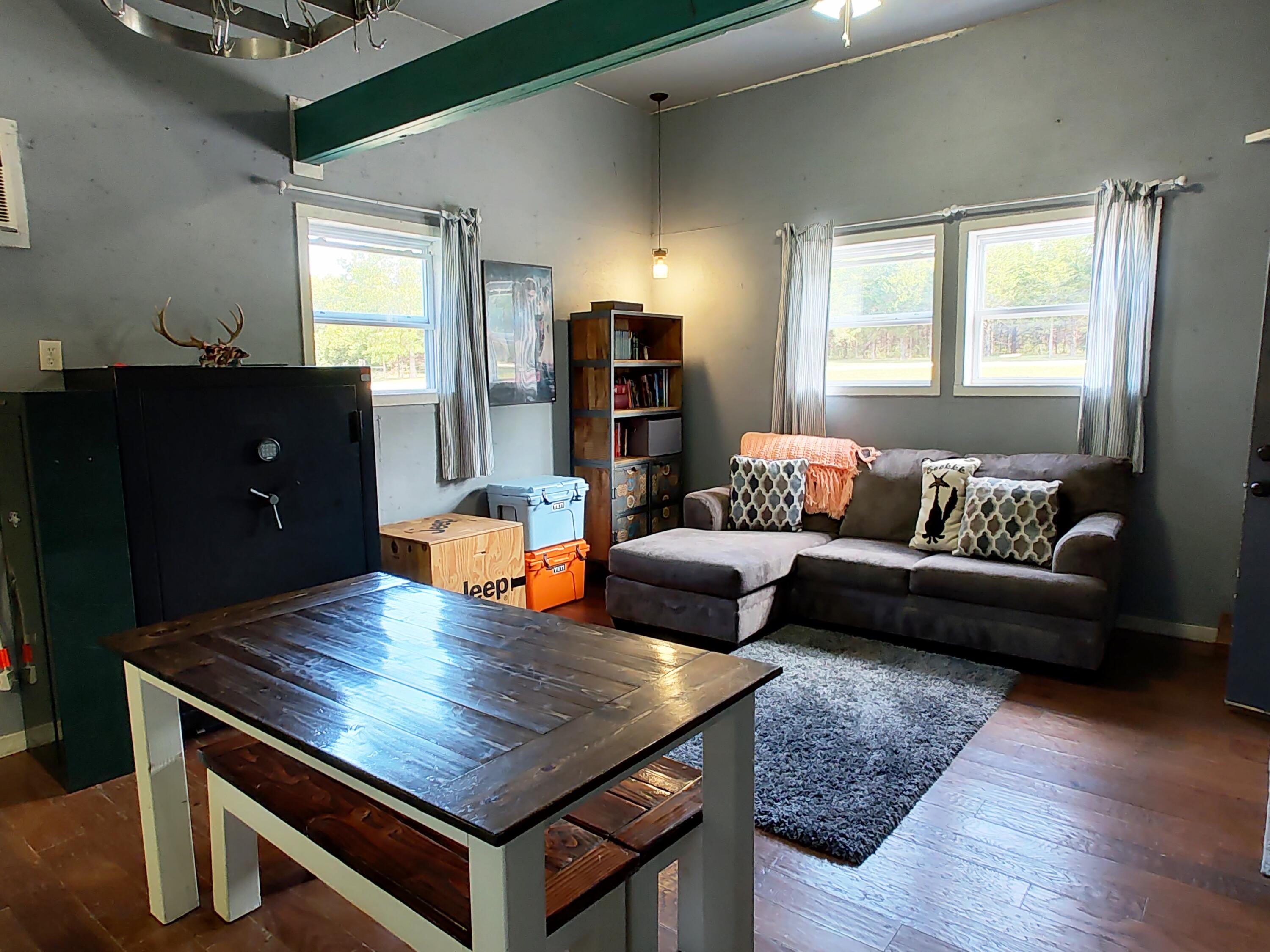 2373 East 540th Road Buffalo, MO 65622 - Photo 46 of 67 Living area