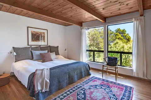 $4,695,000 | 175 Alta Mesa Road, Woodside, CA 94062