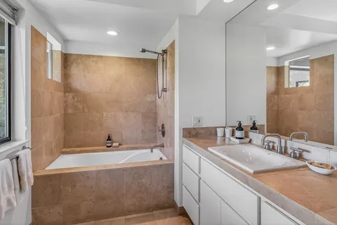 $4,695,000 | 175 Alta Mesa Road, Woodside, CA 94062