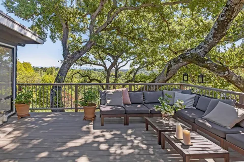 $4,695,000 | 175 Alta Mesa Road, Woodside, CA 94062