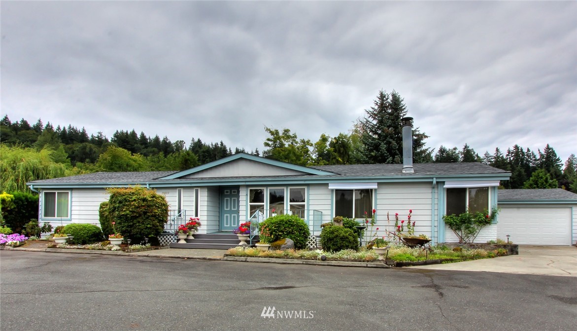 23803 Lake Drive East Bothell, WA 98021 - Photo 1 of 25