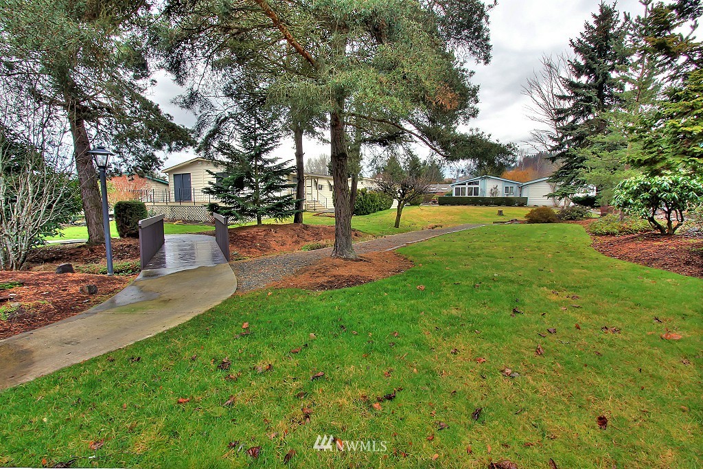 23803 Lake Drive East Bothell, WA 98021 - Photo 24 of 25