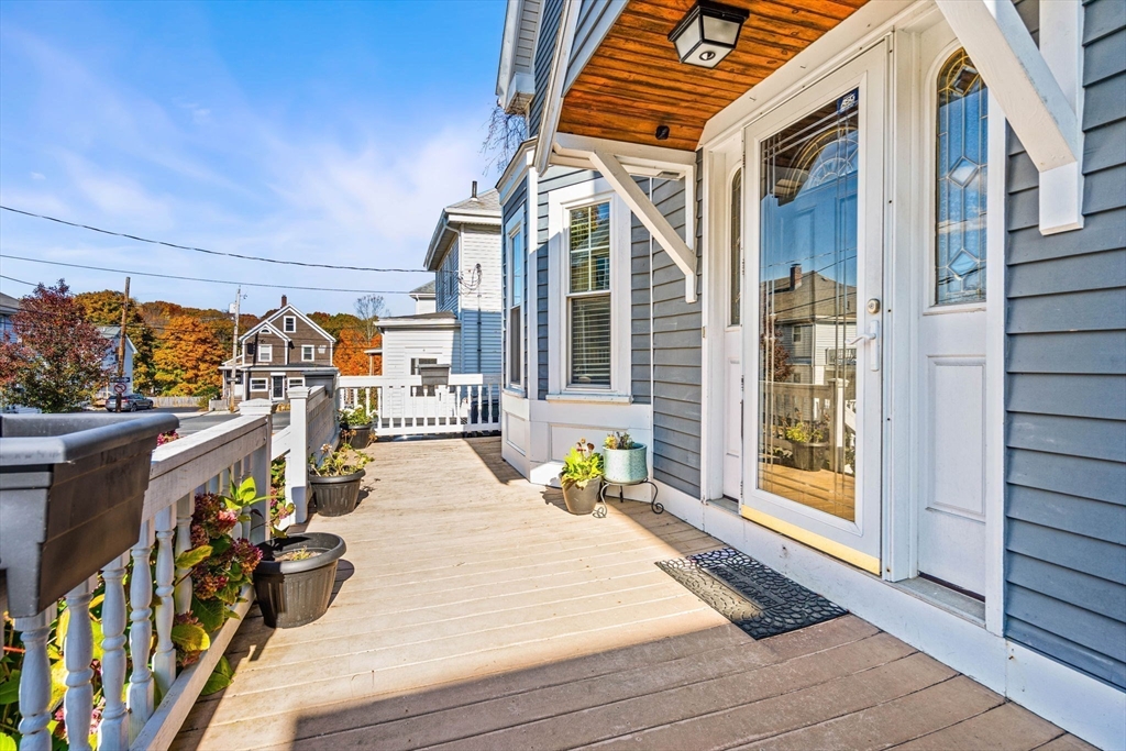 6 Rowell Avenue Beverly, MA 01915 - Photo 3 of 29