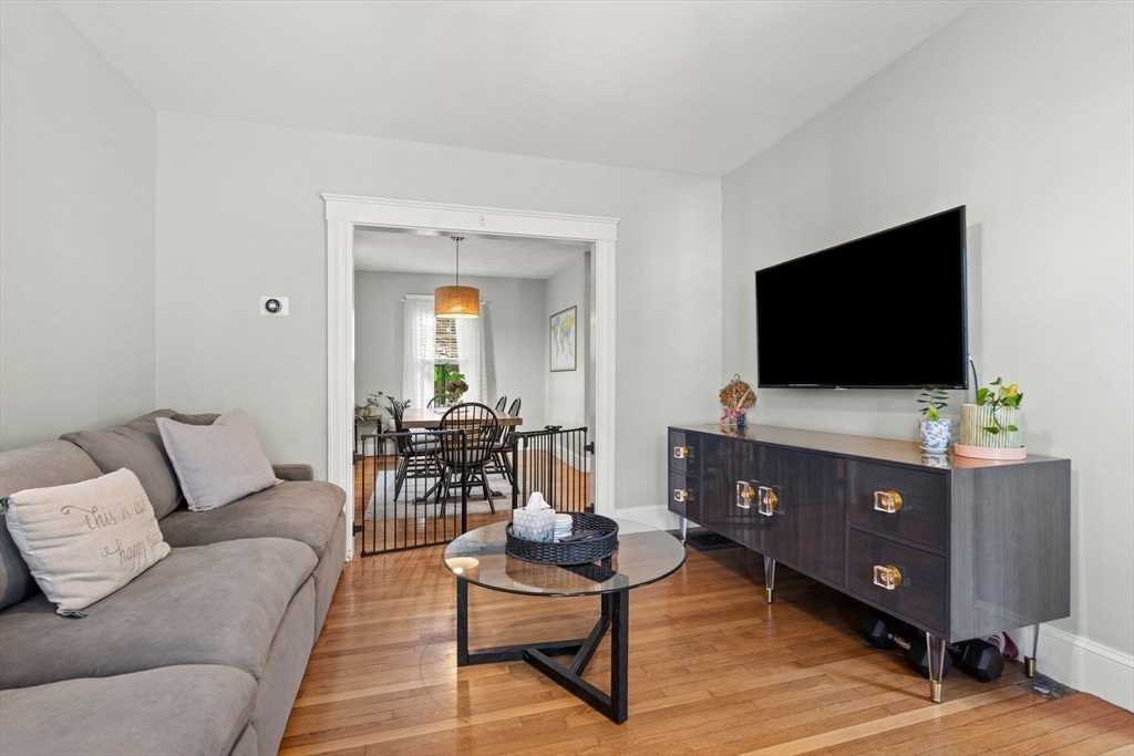 6 Rowell Avenue Beverly, MA 01915 - Photo 8 of 29