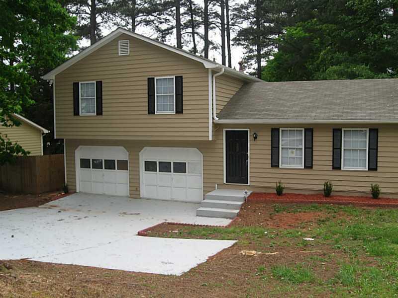 2097 Phillips Road Lithonia, GA 30058 - Photo 1 of 1 Exterior Front. WELCOME HOME!