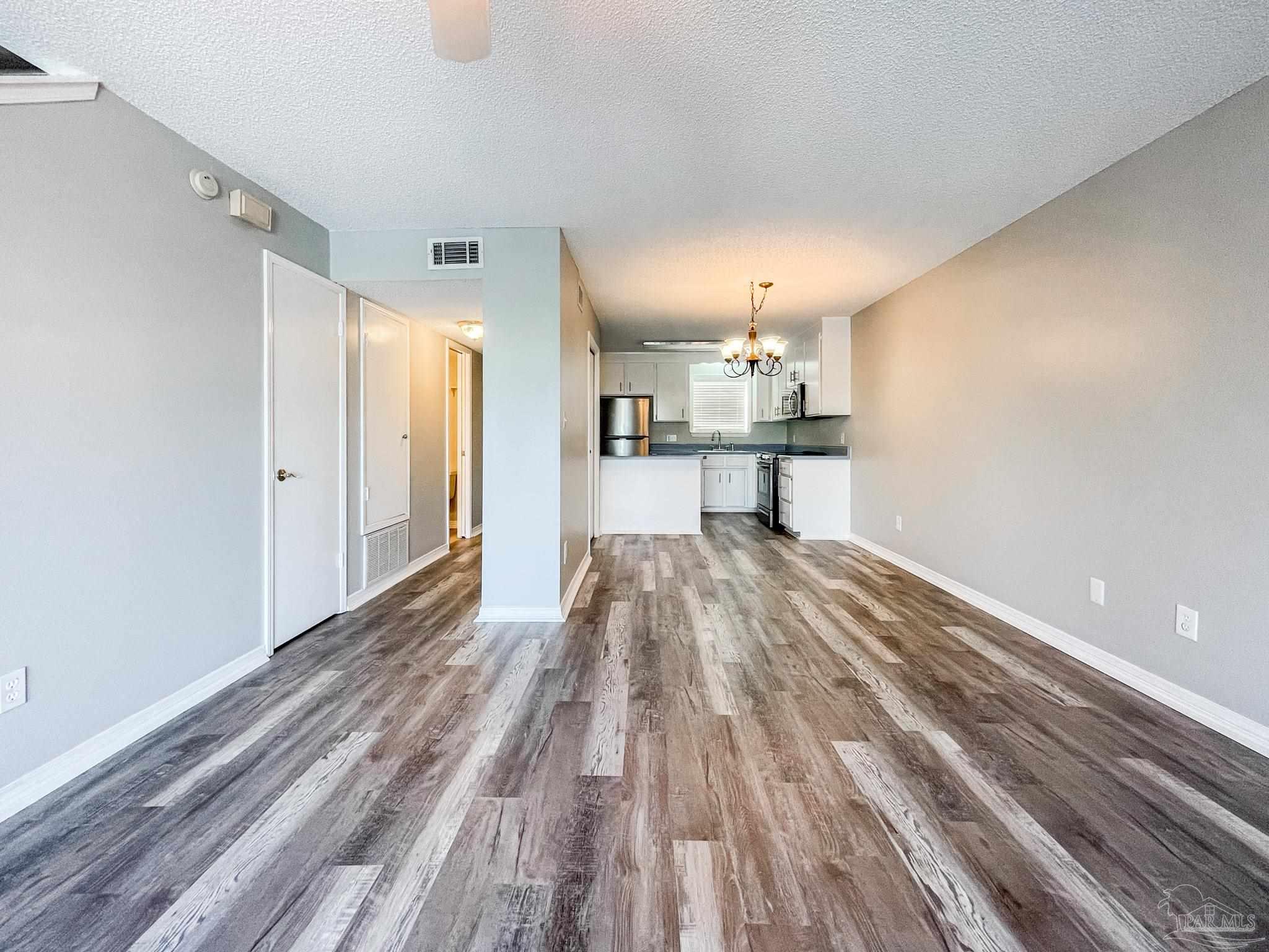 7196 Sharp Reef, Unit 4 Pensacola, FL 32507 - Photo 5 of 38