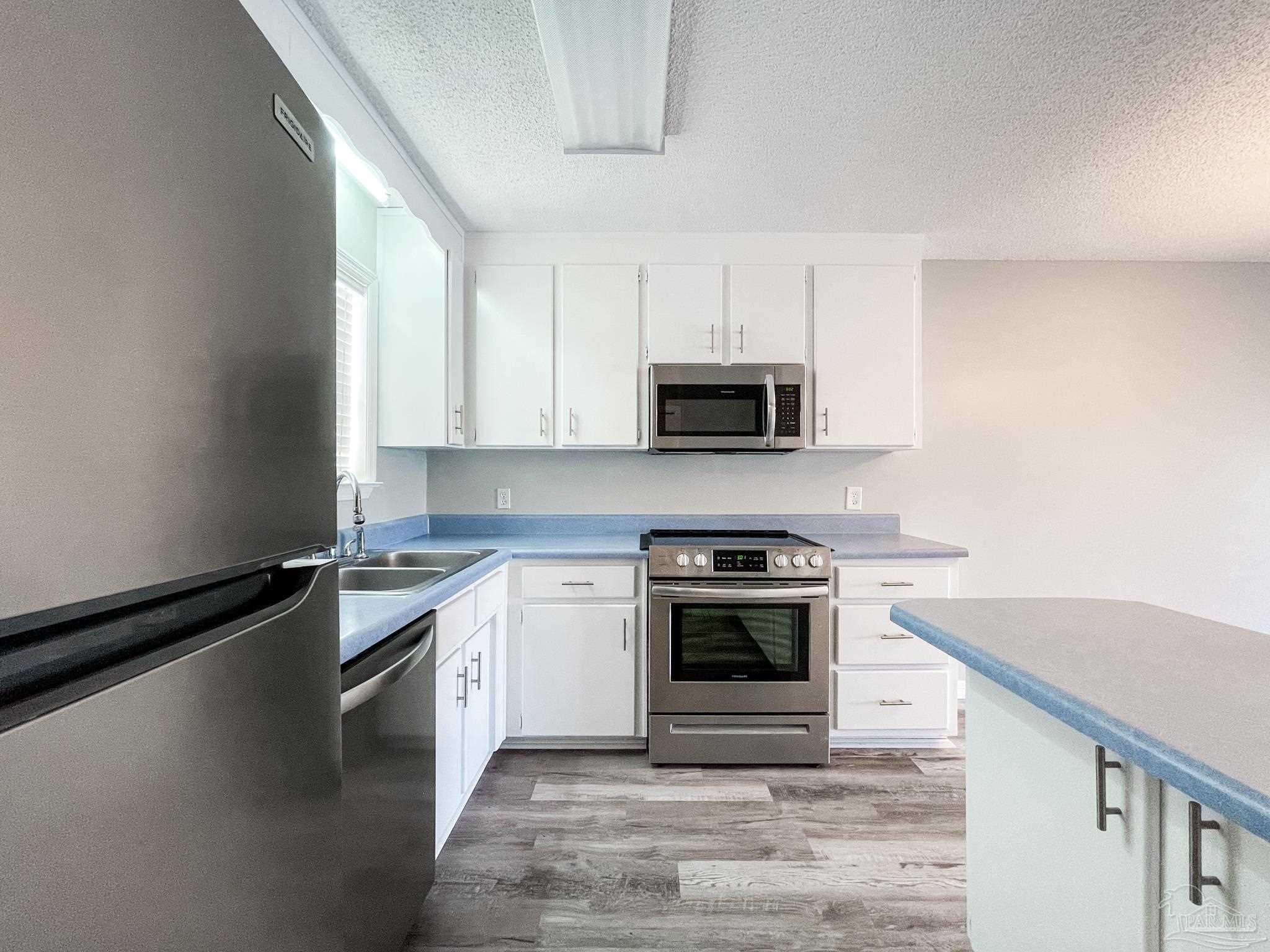 7196 Sharp Reef, Unit 4 Pensacola, FL 32507 - Photo 10 of 38