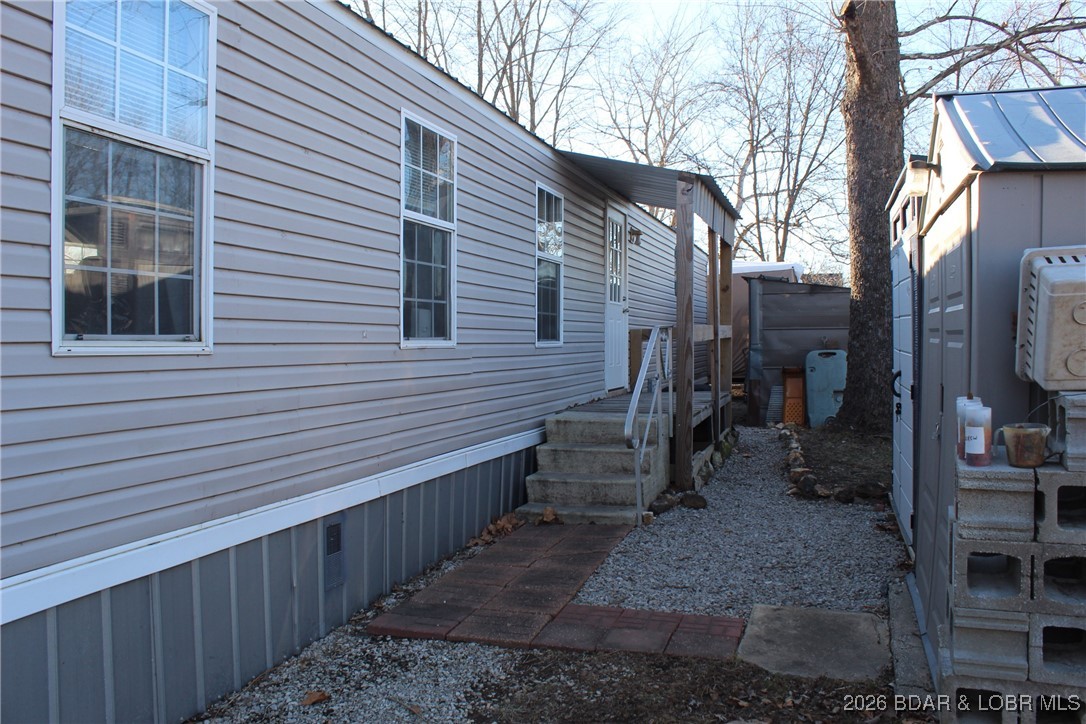 1023 Southeast 350 Road Clinton, MO 64735 - Photo 5 of 29