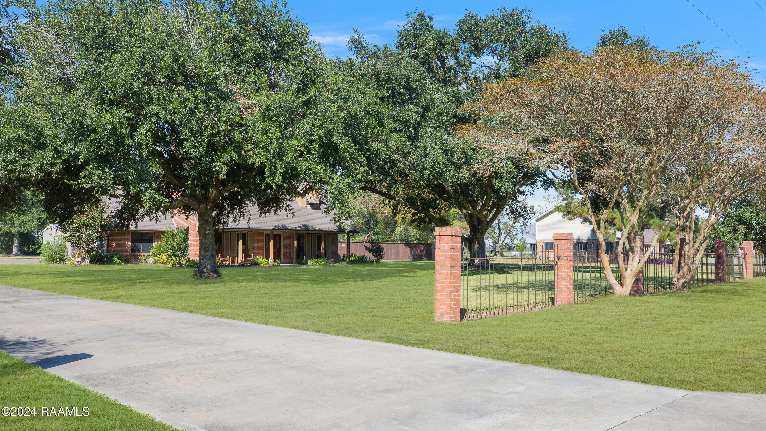 415 Kyle Landry Road New Iberia, LA 70563 - Photo 2 of 35 415KyleLandry-31