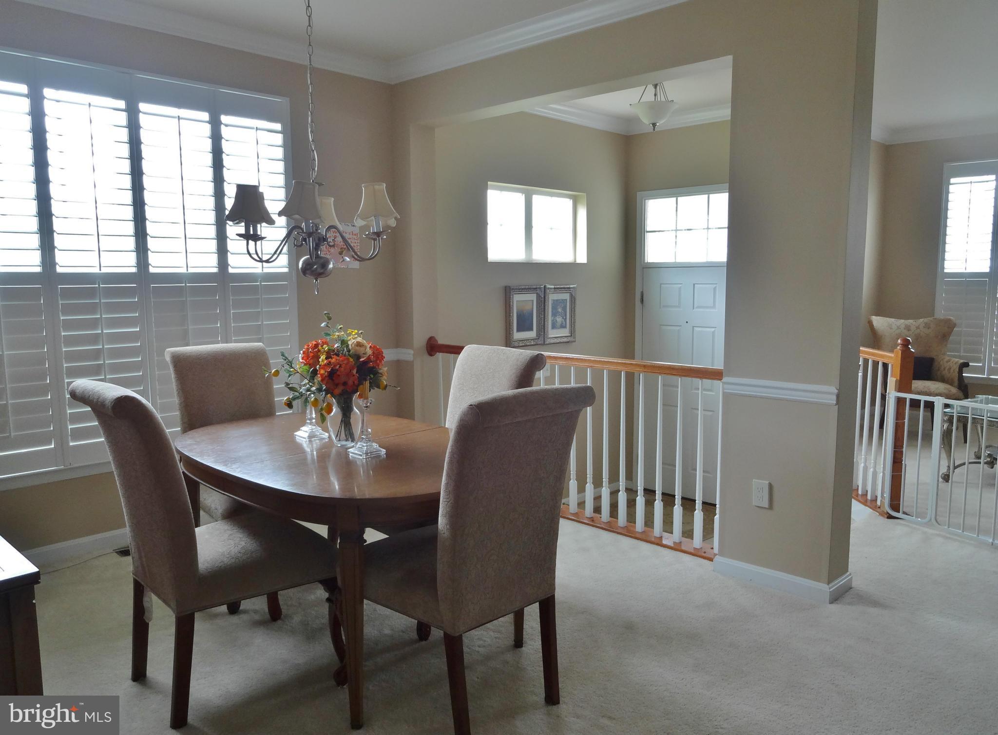 6704 Woodbury Road Baltimore, MD 21209 - Photo 4 of 16 Dining Room