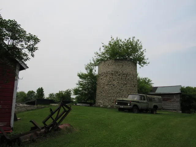 $299,900 | W1037 Highway 96, Kaukauna, WI 54130