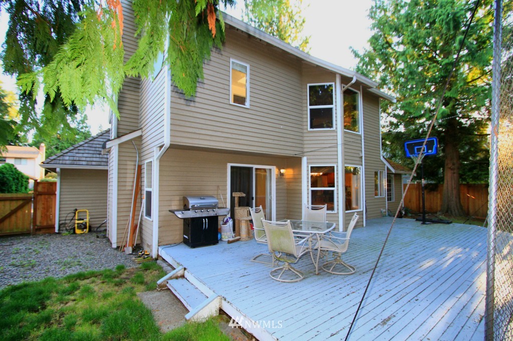 1072 Goat Trail Loop Road Mukilteo, WA 98275 - Photo 14 of 15 Gallery Image 14