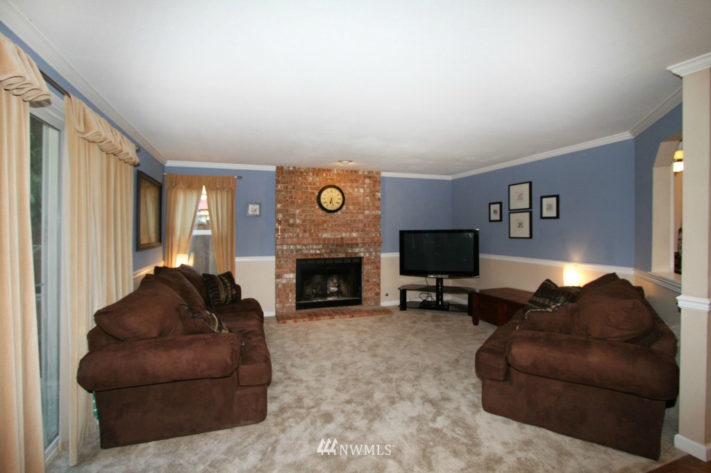 1072 Goat Trail Loop Road Mukilteo, WA 98275 - Photo 7 of 15 Gallery Image 7