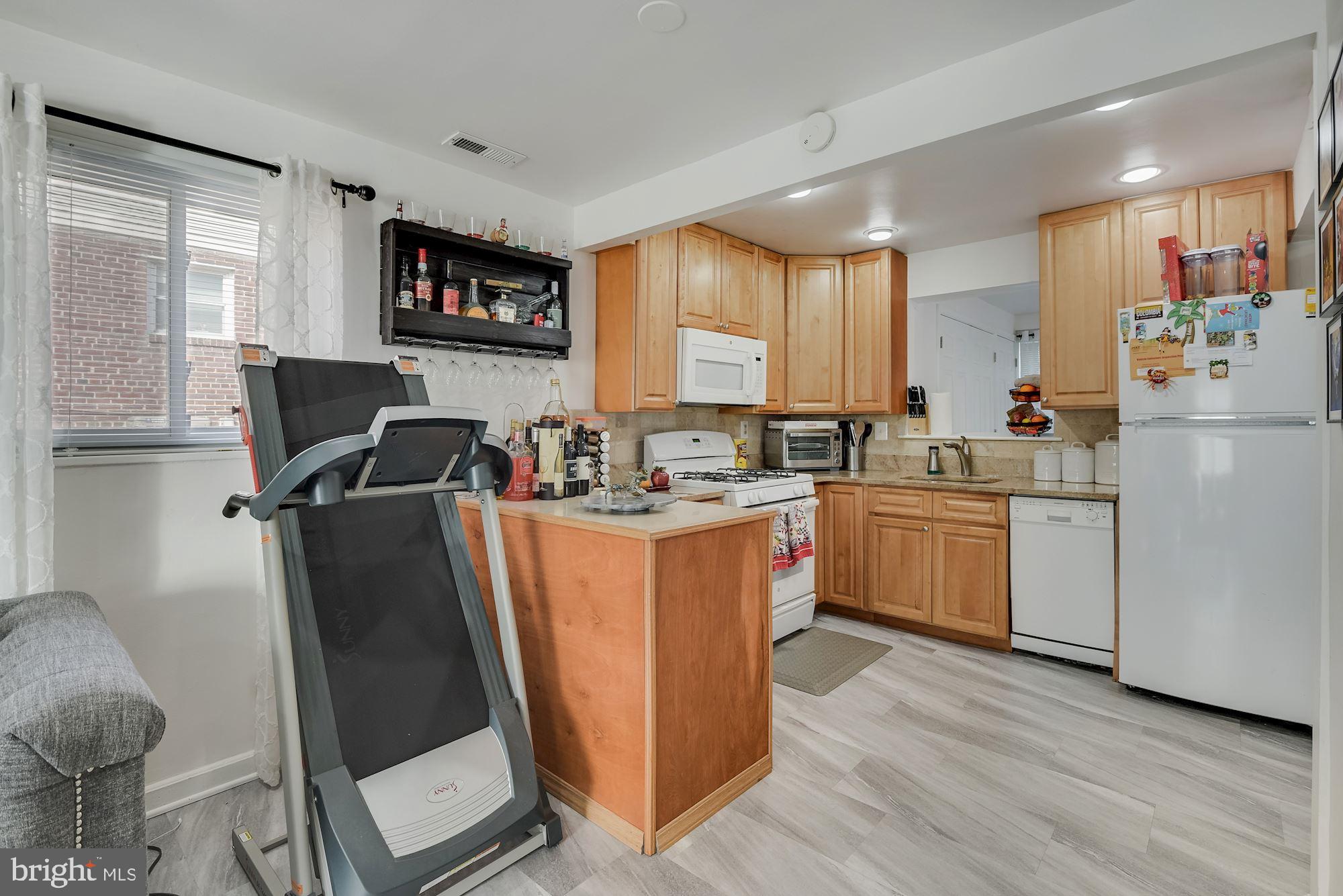 3703 Delano Street Silver Spring, MD 20902 - Photo 9 of 25 Gallery Image 9