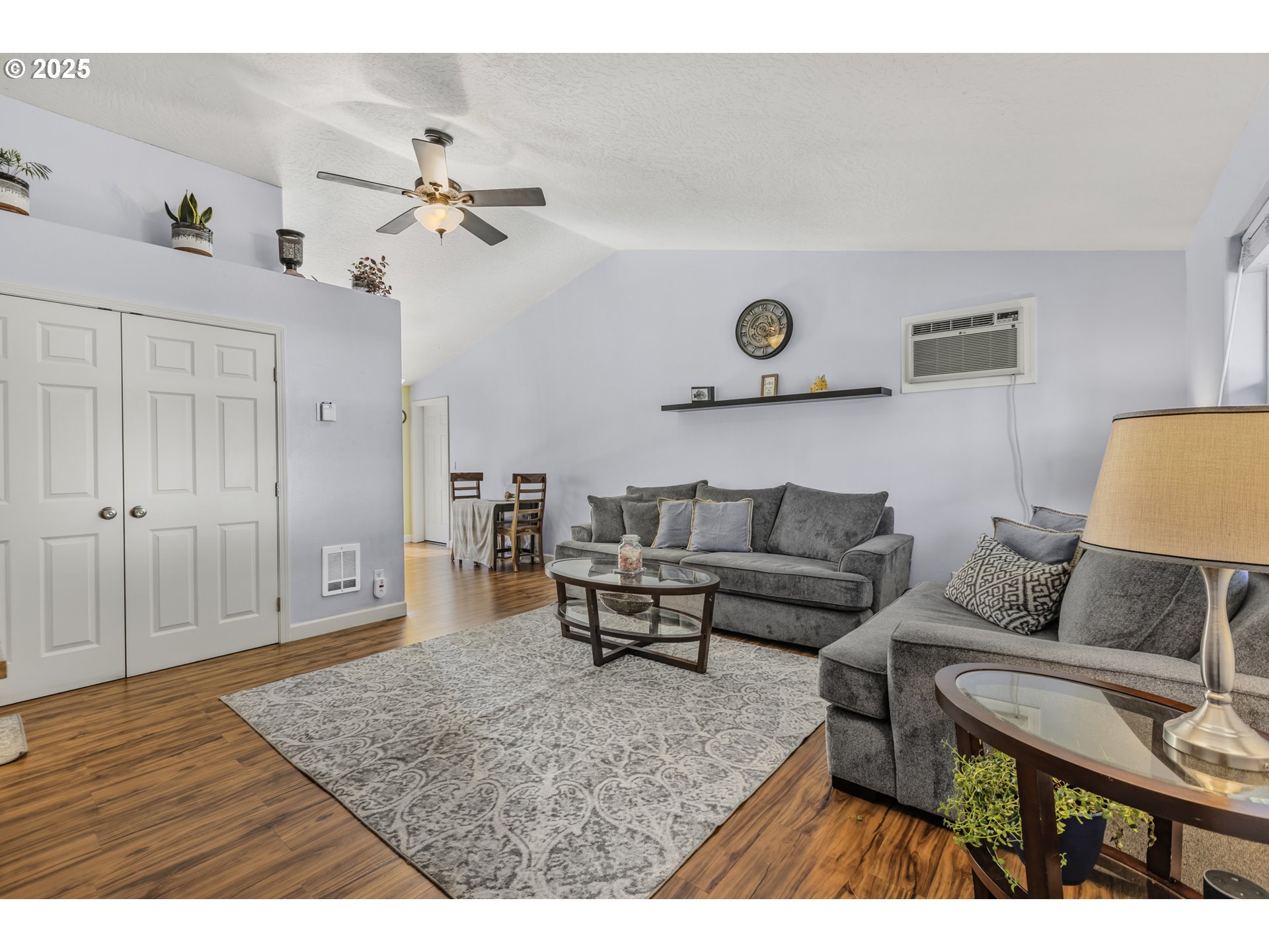 1580 South 60th Street Springfield, OR 97478 - Photo 6 of 36 a living room with furniture and a wooden floor