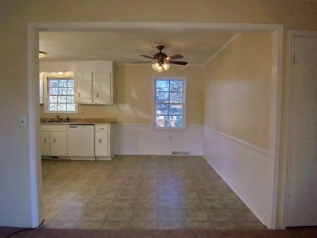 118 Rockmont Road Easley, SC 29640 - Photo 11 of 20
