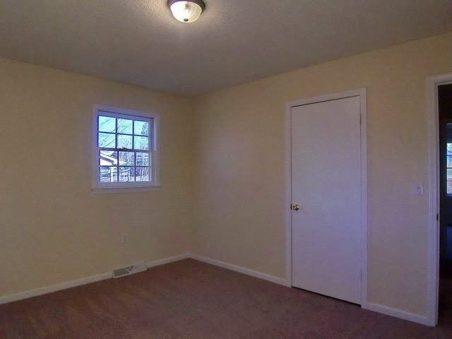118 Rockmont Road Easley, SC 29640 - Photo 15 of 20
