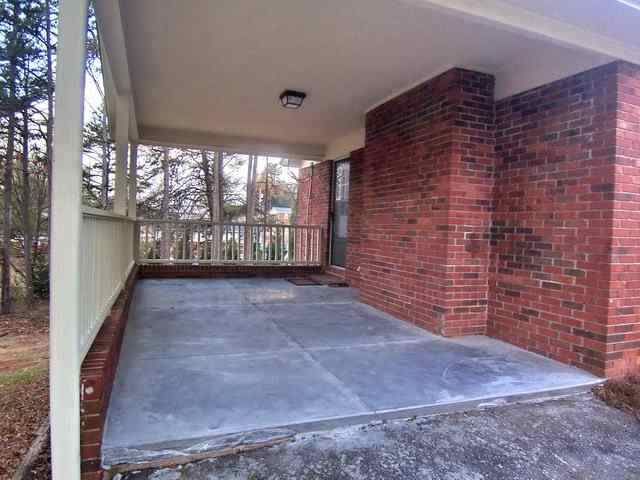 118 Rockmont Road Easley, SC 29640 - Photo 3 of 20