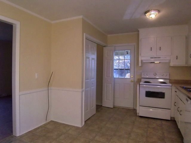 118 Rockmont Road Easley, SC 29640 - Photo 9 of 20