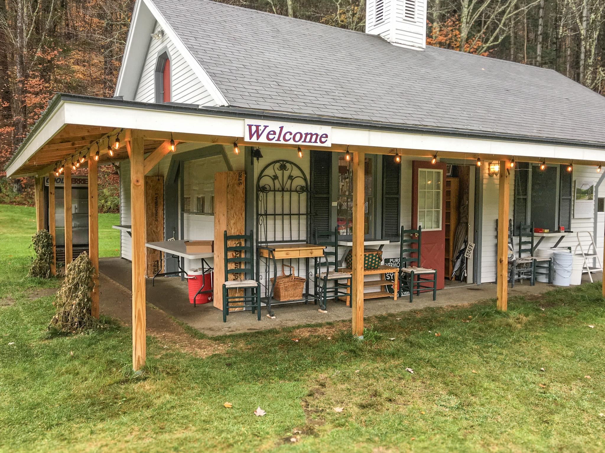 129 Ranger Road Rochester, VT 05767 - Photo 3 of 50