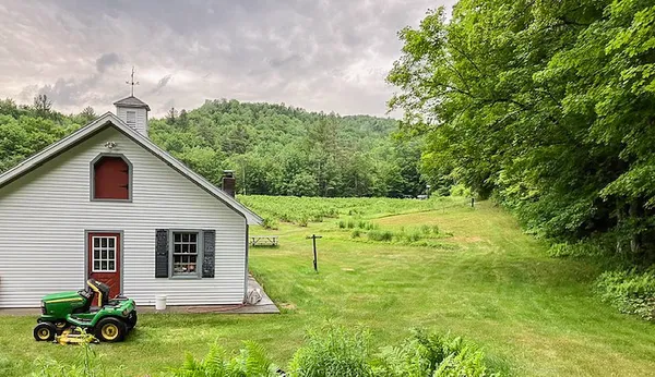 $275,000 | 129 Ranger Road, Rochester, VT 05767