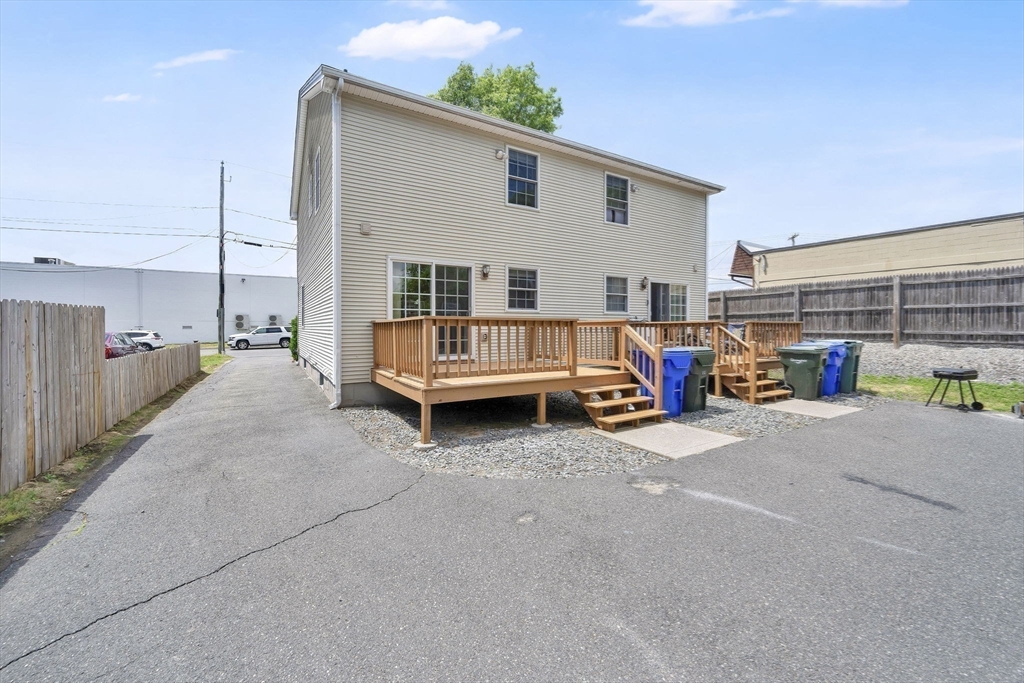 19-21 Biddle Street Springfield, MA 01129 - Photo 29 of 32