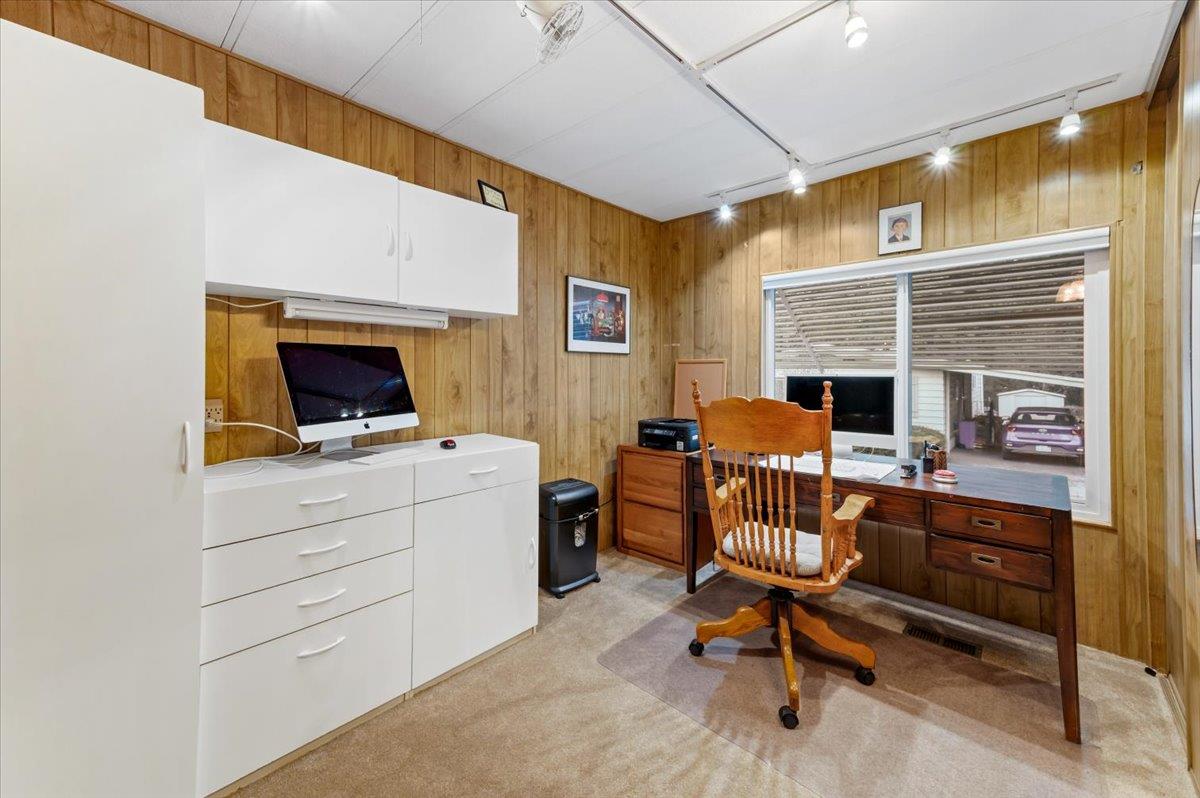 27 Primrose Lane Grass Valley, CA 95945 - Photo 22 of 44 a view of a workspace with furniture