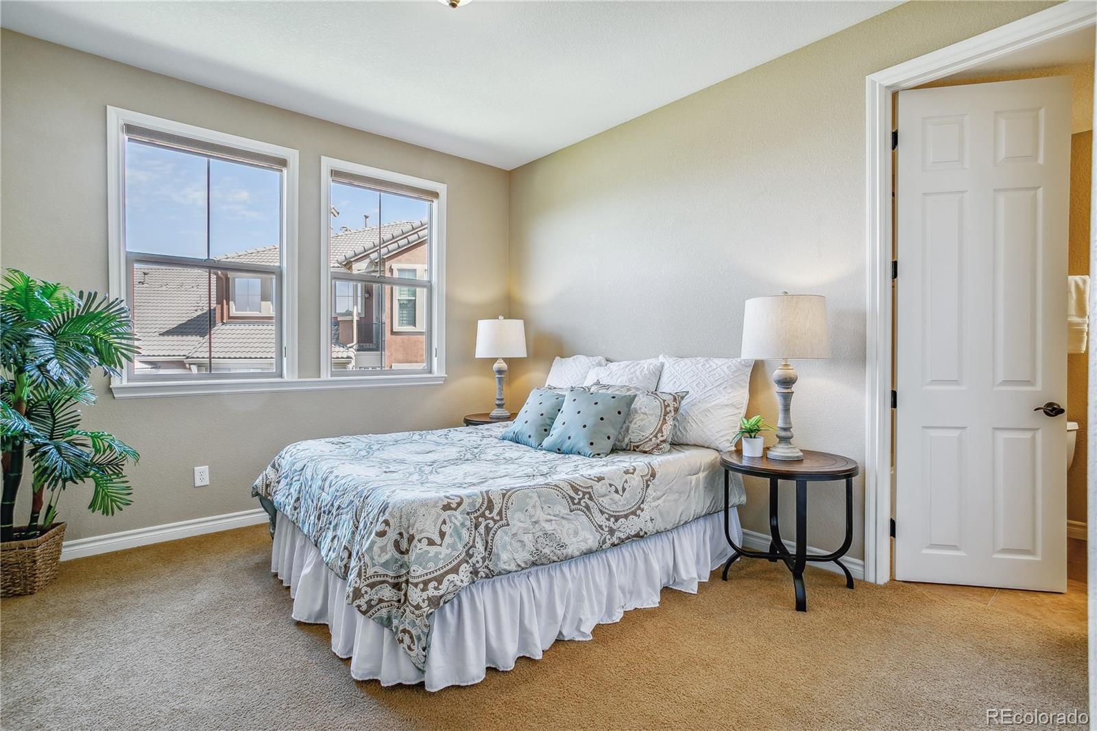 9138 Viaggio Way Highlands Ranch, CO 80126 - Photo 22 of 40