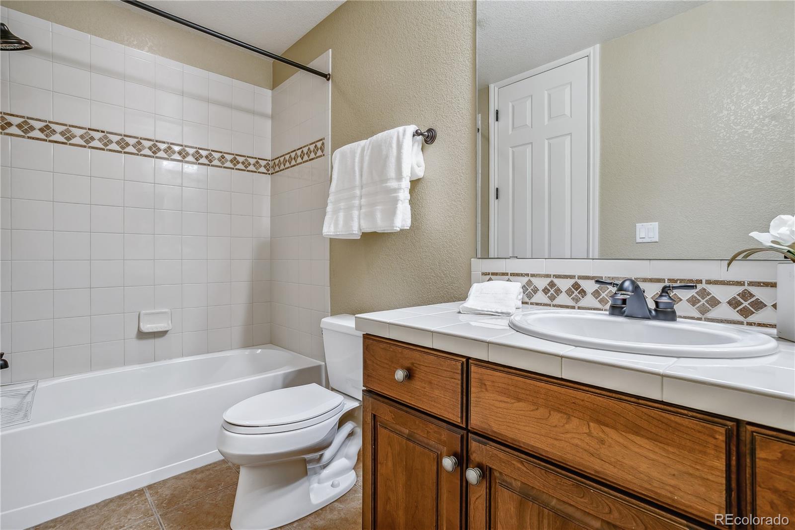 9138 Viaggio Way Highlands Ranch, CO 80126 - Photo 23 of 40