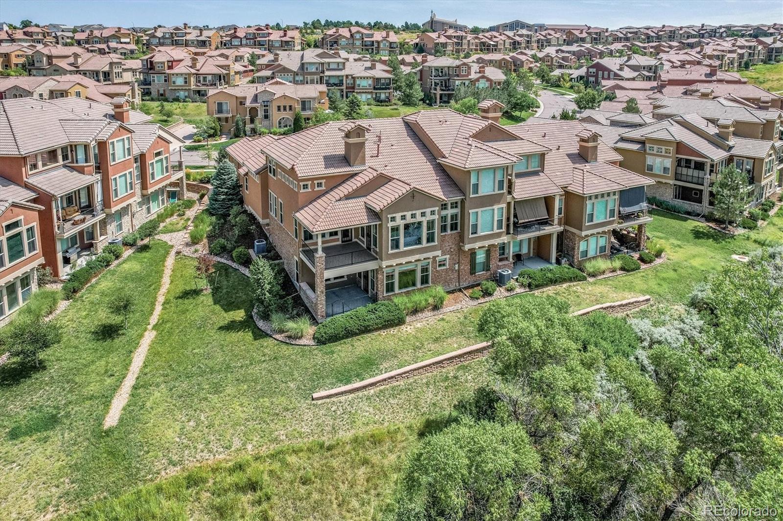 9138 Viaggio Way Highlands Ranch, CO 80126 - Photo 3 of 40