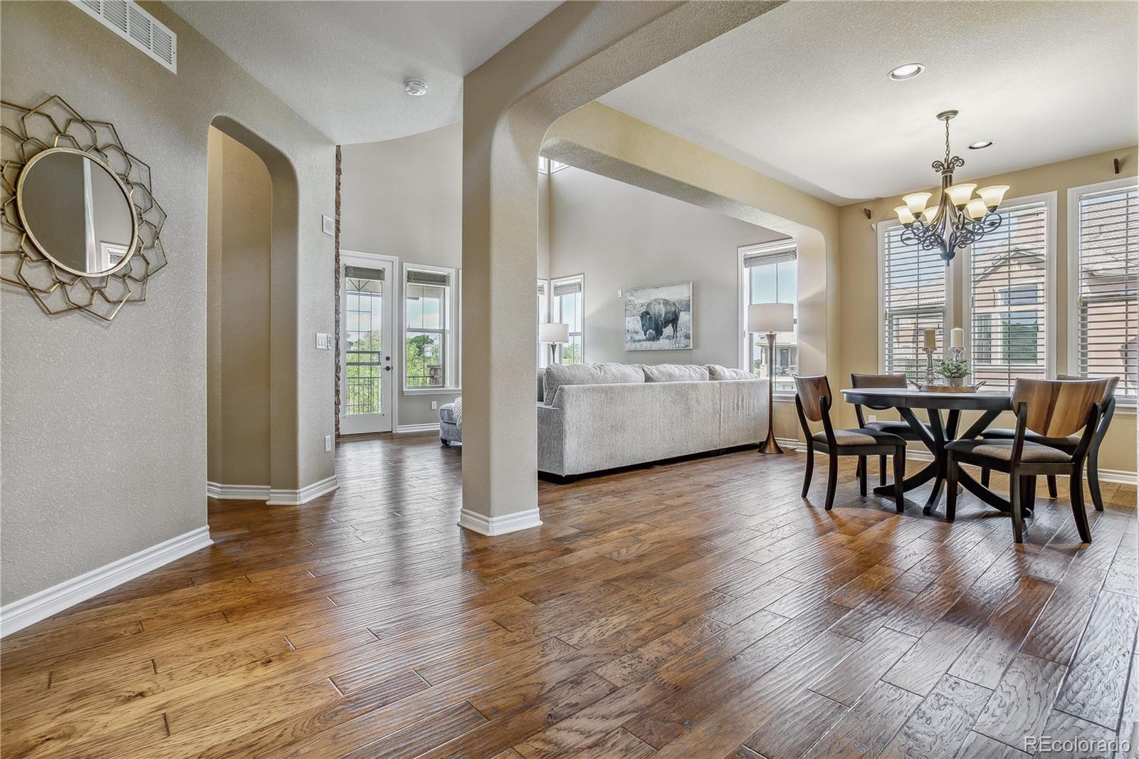 9138 Viaggio Way Highlands Ranch, CO 80126 - Photo 4 of 40