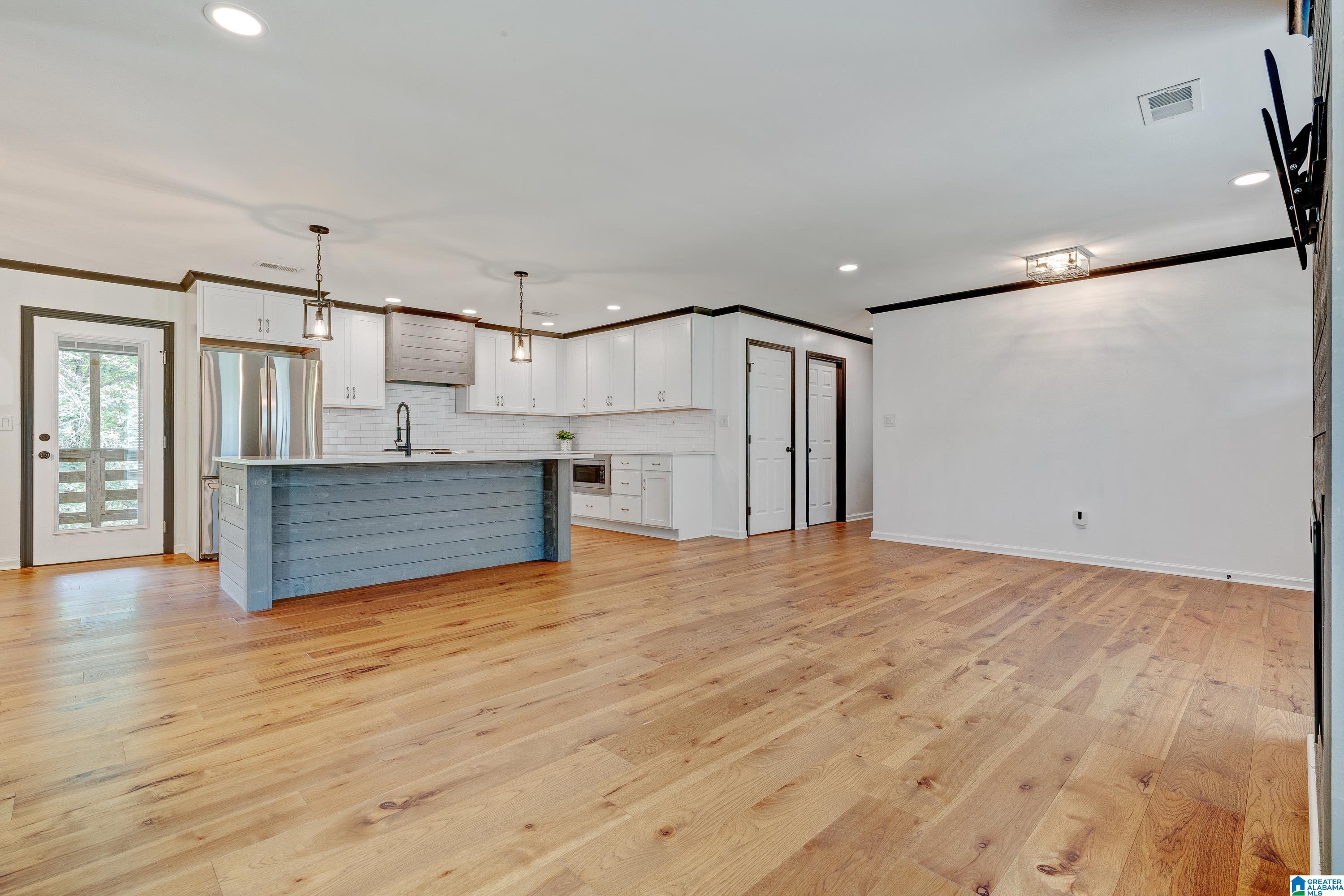 5804 Southhall Road Birmingham, AL 35213 - Photo 5 of 36