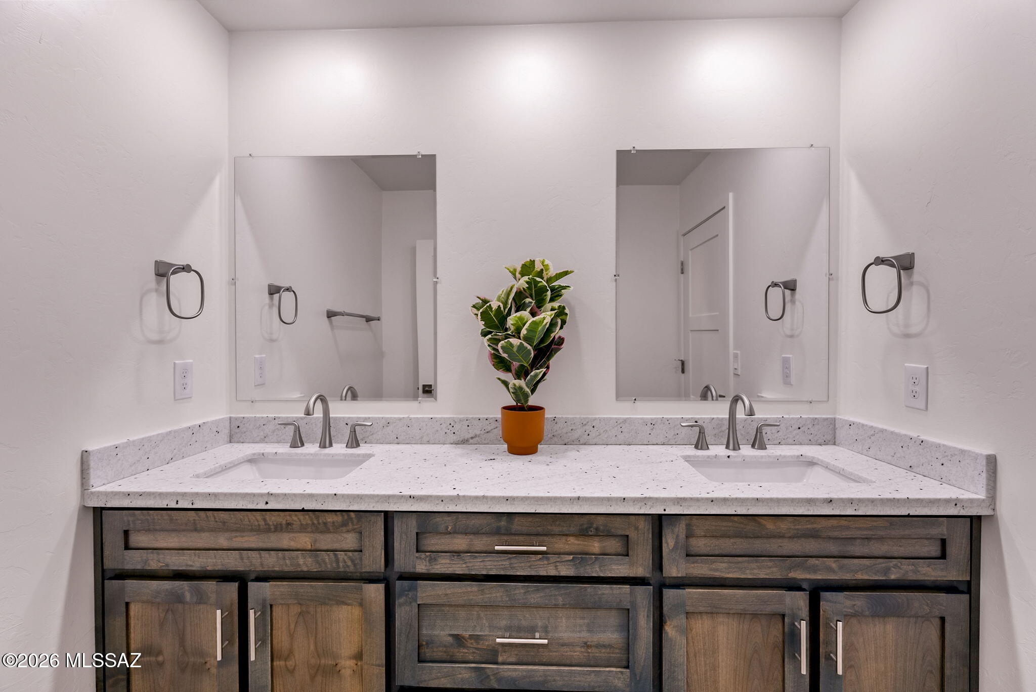 172 Vereda Cabrilla Lane Rio Rico, AZ 85648 - Photo 40 of 49 Gallery Image 40