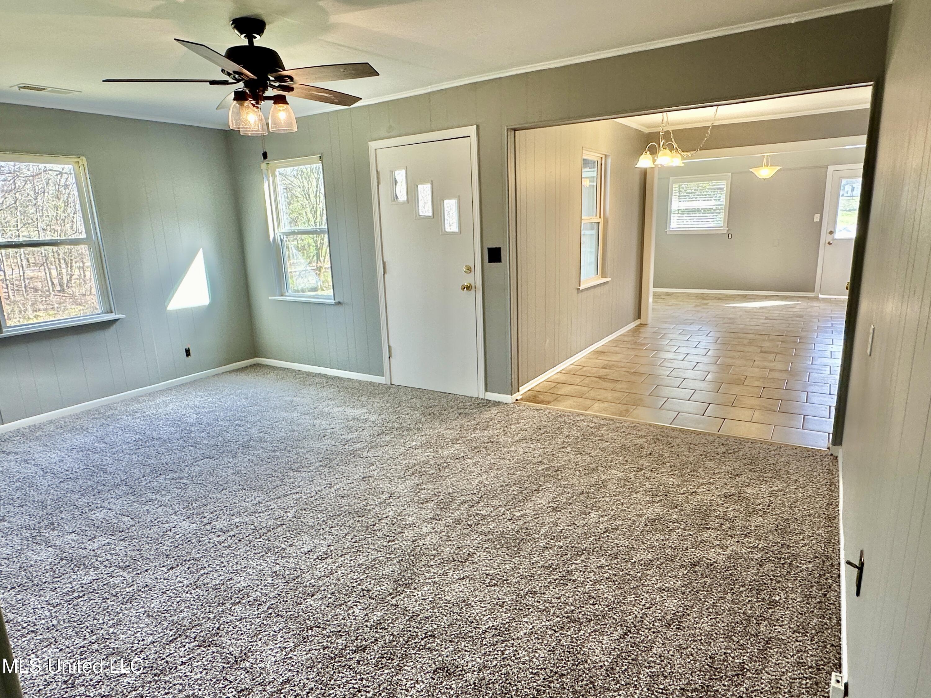 5559 McCracken Road Hernando, MS 38632 - Photo 13 of 21 Living Area
