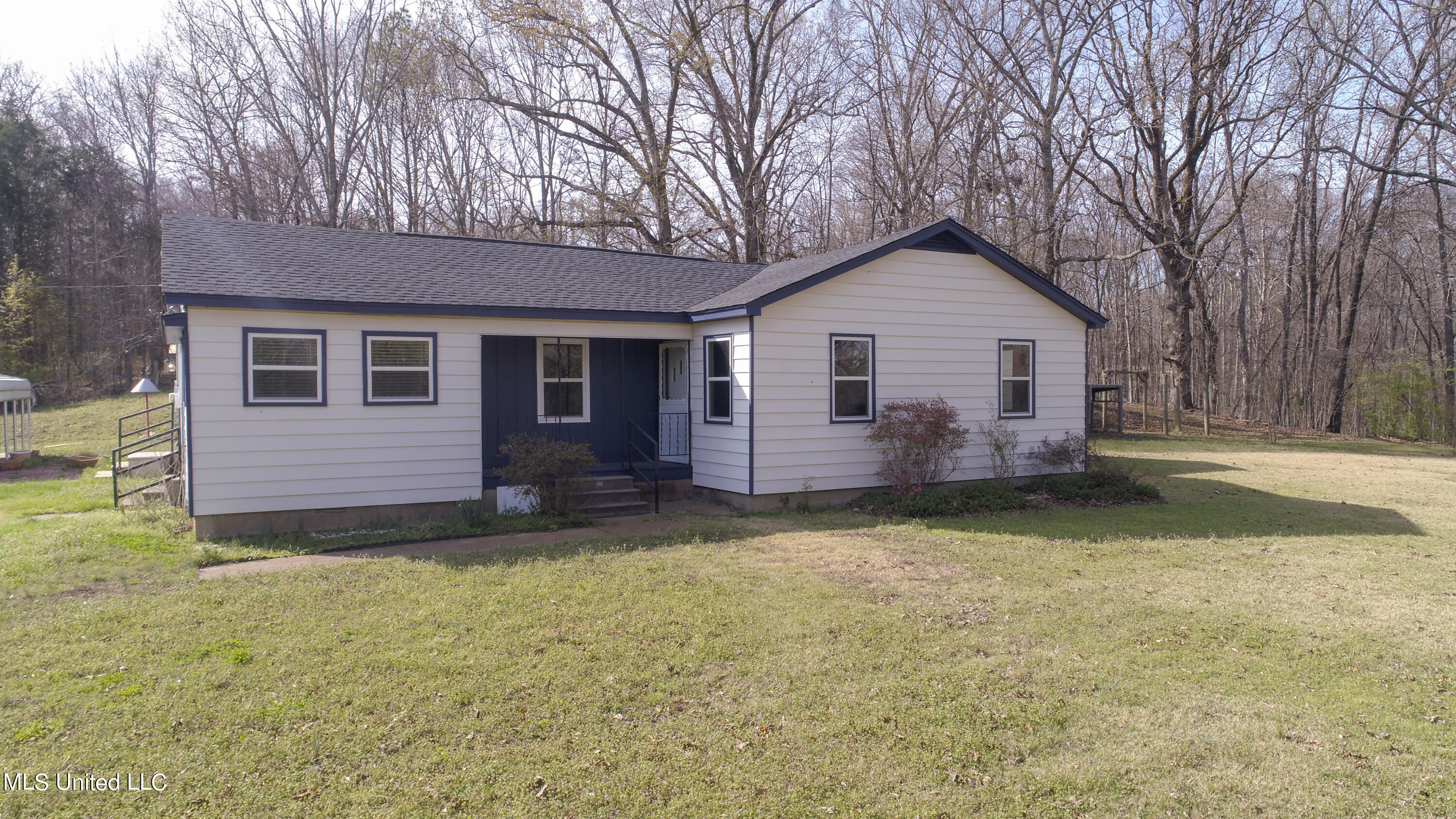 5559 McCracken Road Hernando, MS 38632 - Photo 2 of 21 Front