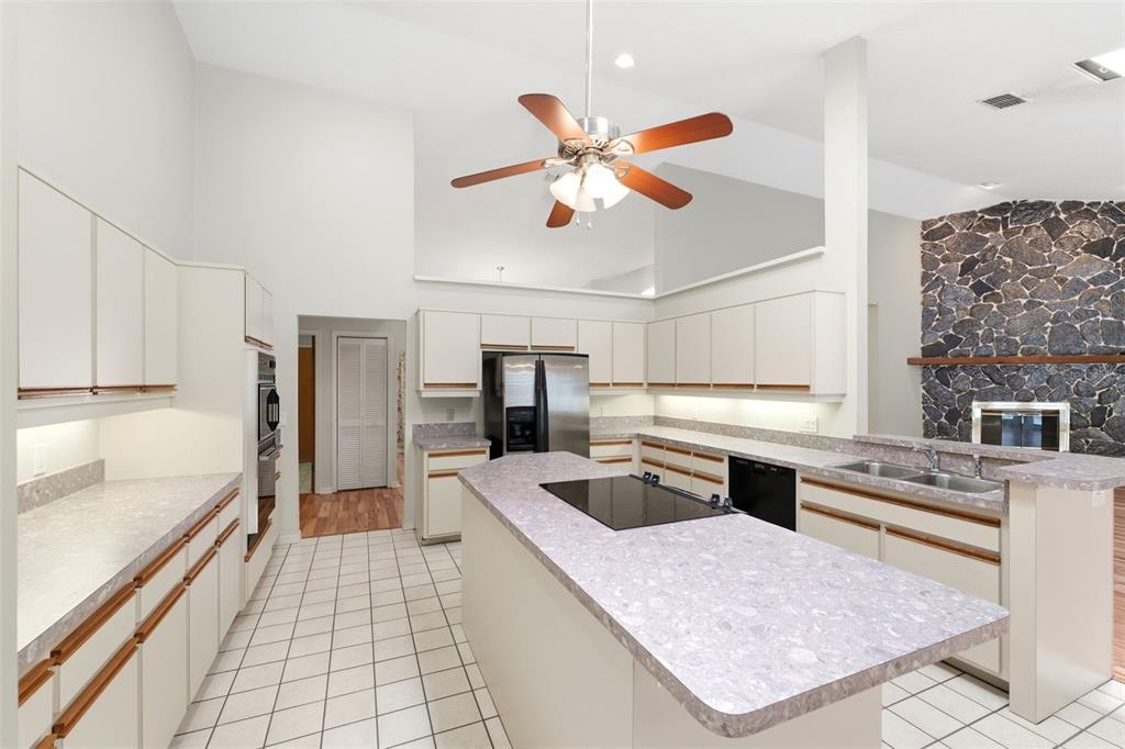 18805 Kelly Road Spring Hill, FL 34610 - Photo 48 of 68 Gallery Image 48