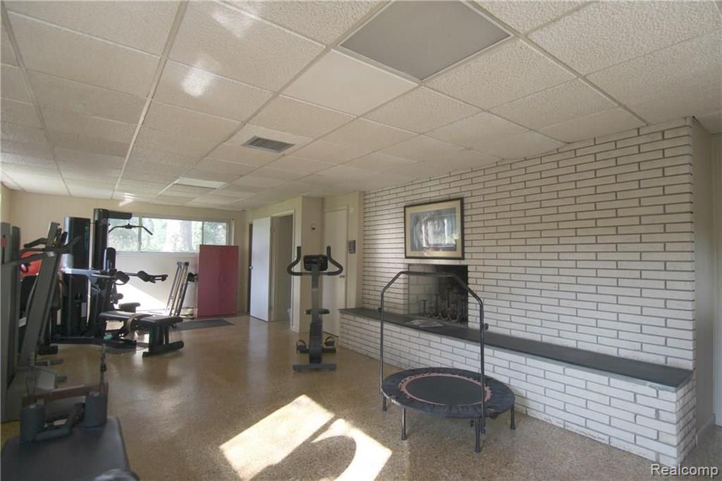 39731 Tyler Road Belleville, MI 48111 - Photo 20 of 29