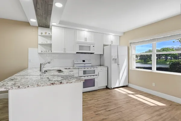 $329,900 | 2305 Southwest Essex Court, Palm City, FL 34990