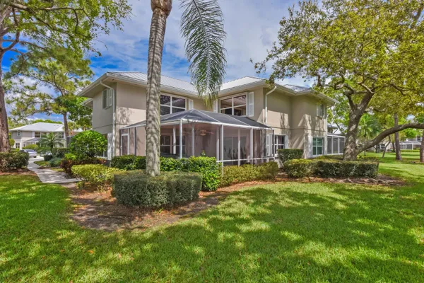 $329,900 | 2305 Southwest Essex Court, Palm City, FL 34990