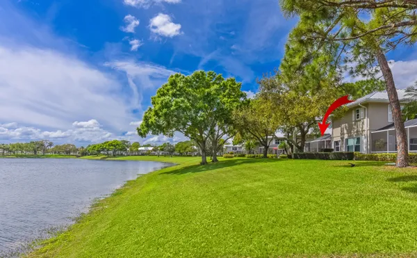 $329,900 | 2305 Southwest Essex Court, Palm City, FL 34990