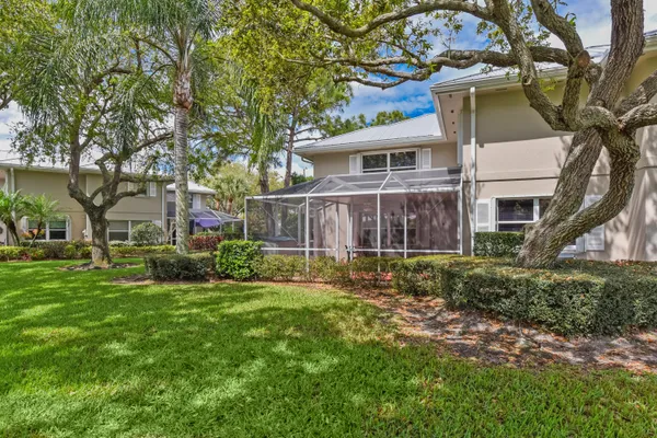 $329,900 | 2305 Southwest Essex Court, Palm City, FL 34990