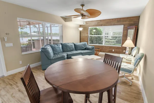 $329,900 | 2305 Southwest Essex Court, Palm City, FL 34990