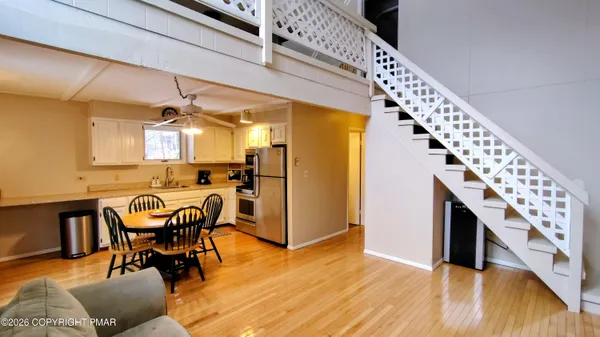 $242,500 | 85 Cedarwood Terrace, Lake Ariel, PA 18436