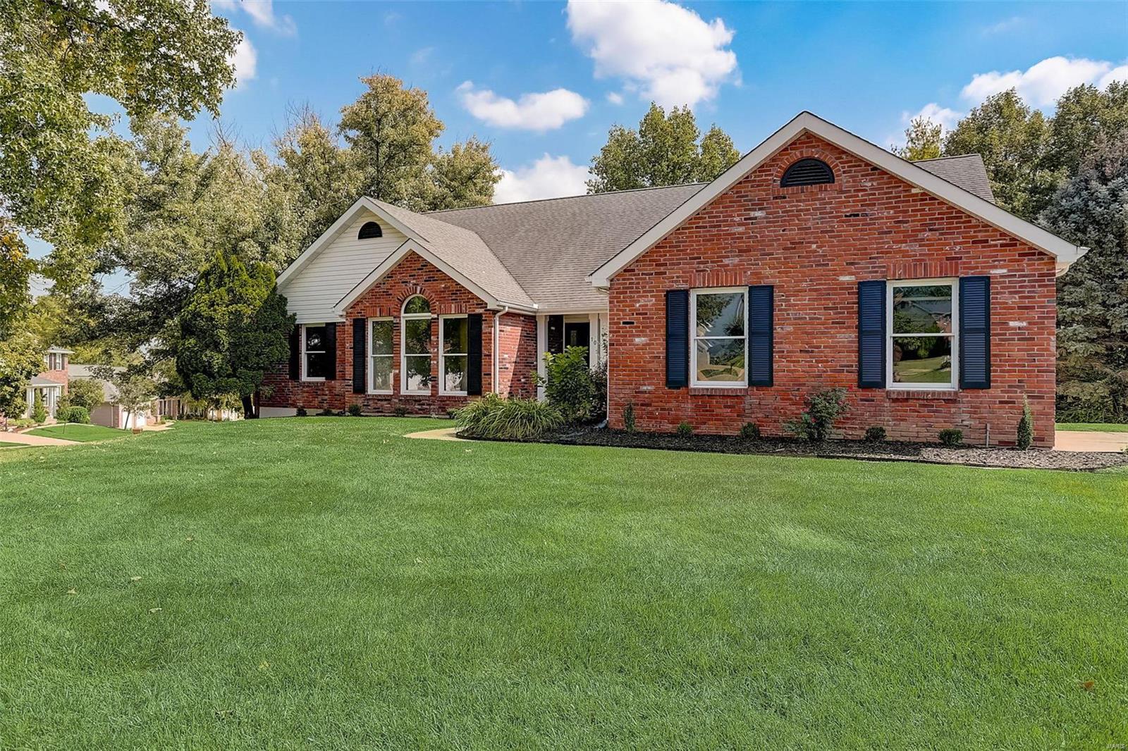 10 Stable Ridge St. Charles, MO 63301 - Photo 2 of 48 Gallery Image 2
